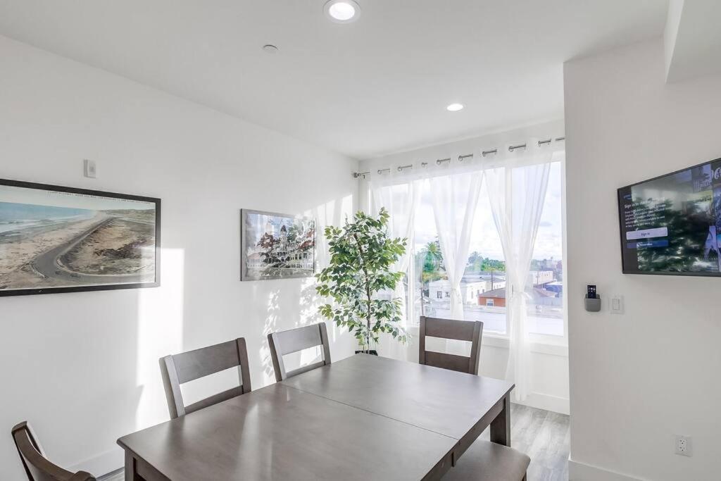 Park Blvd Paradise 303 King Bed With A Private Spa San Diego Ngoại thất bức ảnh